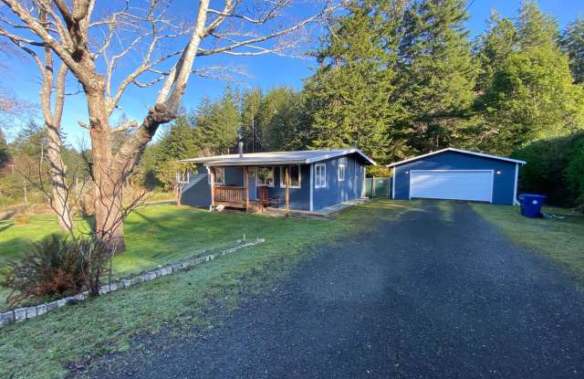 BRING YOUR ATVS - JUST MINUTES FROM THE OREGON DUNES! - 69903 Riddling Road, Coos County, OR 97459 BRING YOUR ATVS - JUST MINUTES FROM THE OREGON DUNES! - 69903 Riddling Road, Coos County, OR 97459