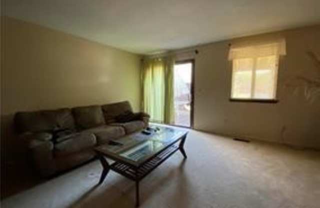 164 Webster Court Gallery 4