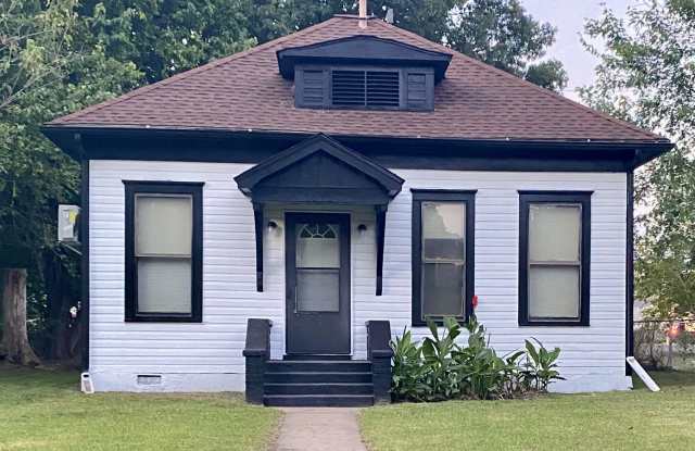 1012 Boston Street - 1012 Boston Street, Muskogee, OK 74401