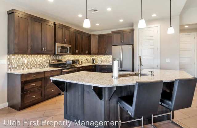 1854 E 1220 S Gallery 4
