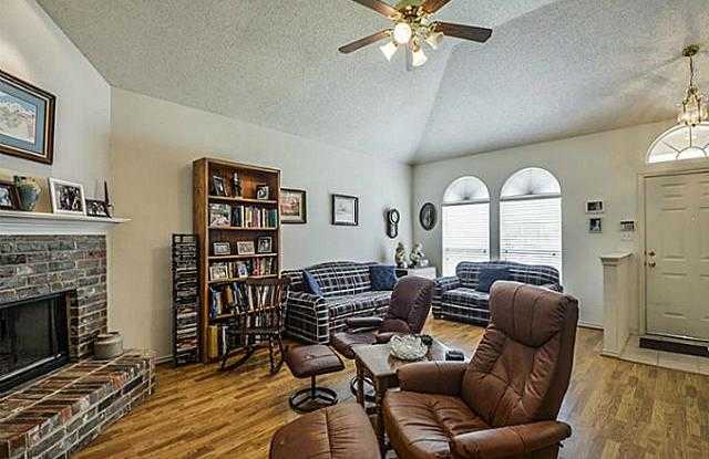 1708 Shady Creek Drive Gallery 3