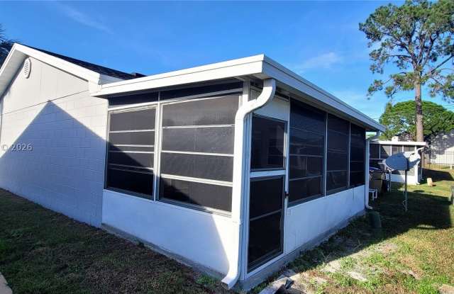 13 LAKE VILLA WAY Gallery 2