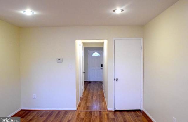 6482 SILVER RIDGE CIRCLE Gallery 3
