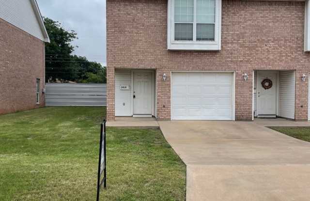 2 story town house! 3 bed 2.5 bath photos photos
