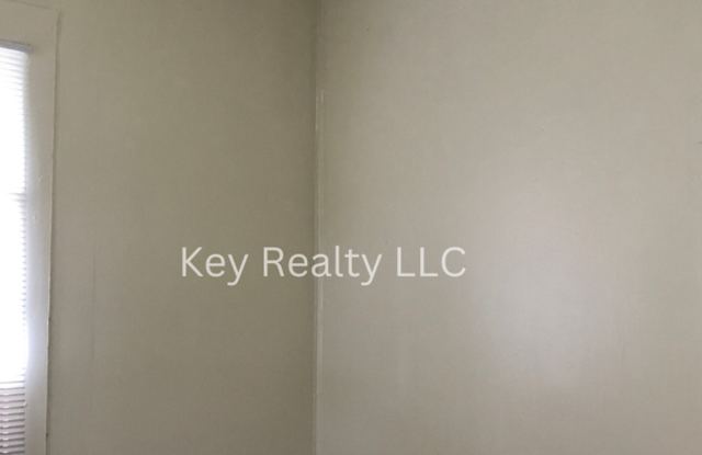 612 - A 18th Street - Alexandria MOVE IN SPECIAL Gallery 3