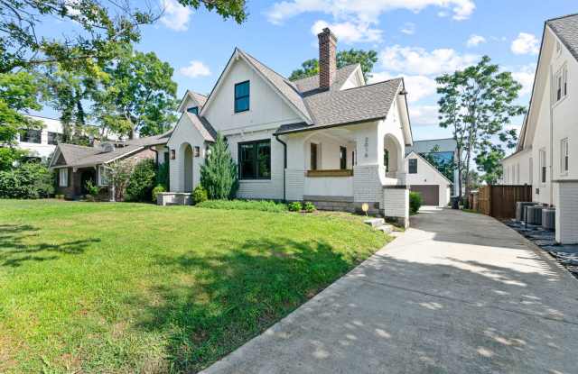 Luxury Downtown Home photos photos
