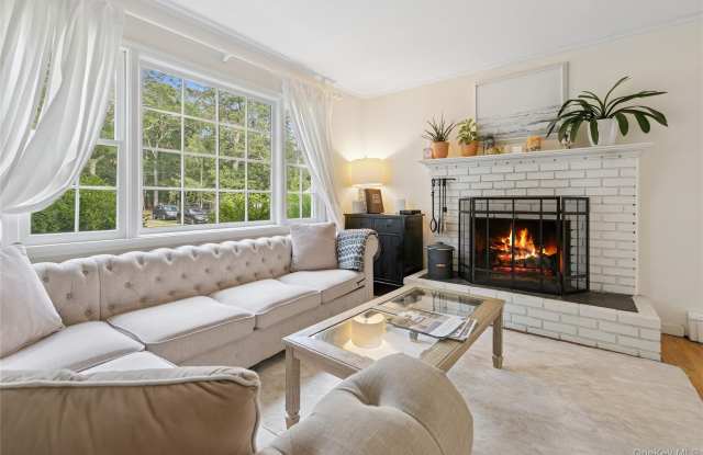 1181 FIREPLACE RD Gallery 2