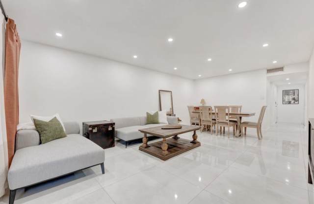 138 South Cypress Road Gallery 4