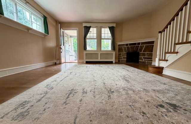 Charming Classic Home in West Goshen Township! Available NOW! Gallery 4