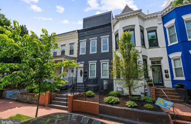 38 RANDOLPH Place NW photos photos