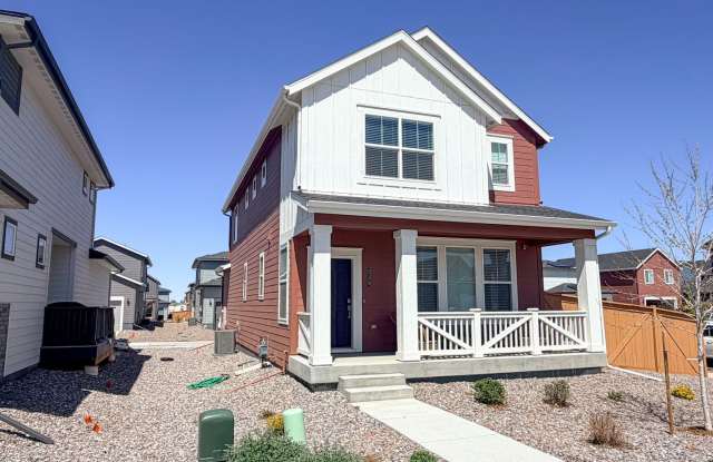 Like-New Single-Family Home in Bennett! Gallery 4