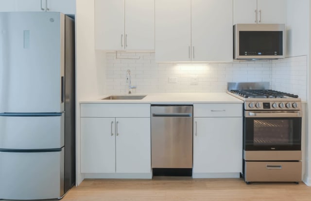 600 Washington Gallery 2