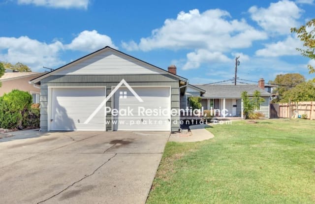 4615 A Pkwy - 4615 A Parkway, Parkway, CA 95823