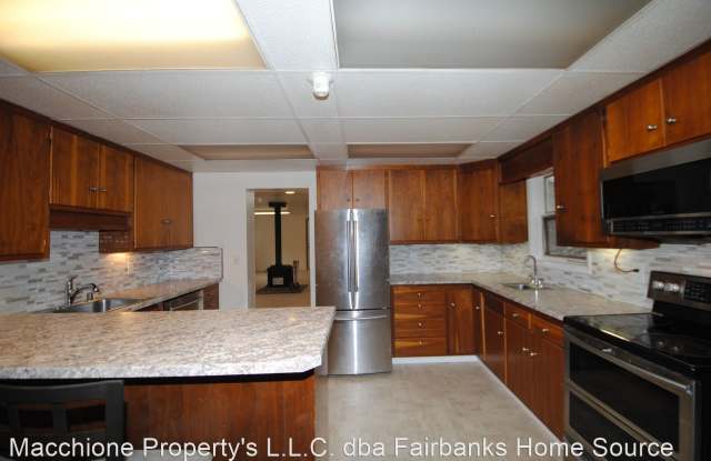 2252 Yankovich Rd. Gallery 2
