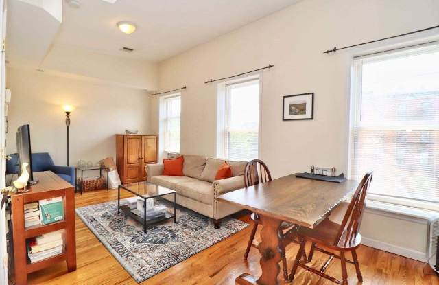 206 CHRISTOPHER COLUMBUS DR photos photos