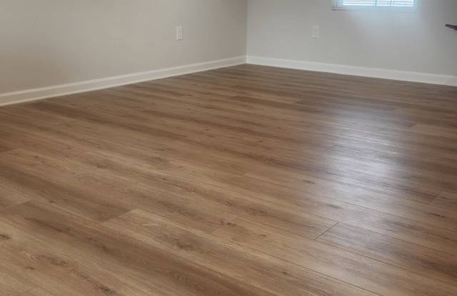 10 Limestone Boulevard Gallery 4