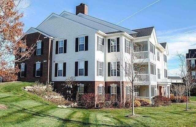 856 W Summerfield Glen Circle Gallery 4