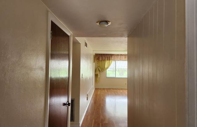 55+ Community Cozy Condo MOVE IN SPECIAL 25% OFF FIRST MONTH RENT!!!!!!! RECENTLY REDUCED! - 357 Joel Boulevard, Lehigh Acres, FL 33936