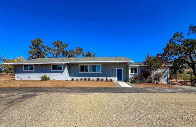 Spacious 5-Bedroom Napa Home with Large Shop & Scenic Views photos photos