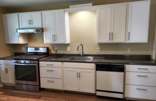 Bungalow Style w/  " Lots of New " photos photos