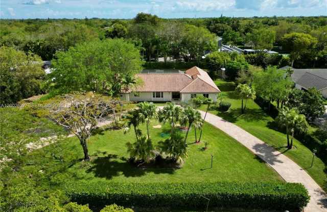 11401 SW 67th Ave photos photos