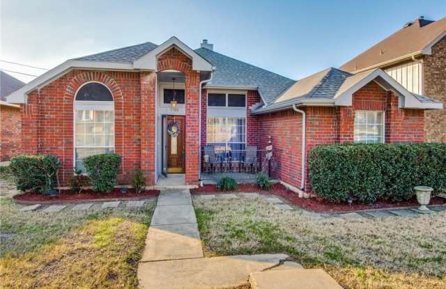1108 Holly Drive - 1108 Holly Drive, Carrollton, TX 75010