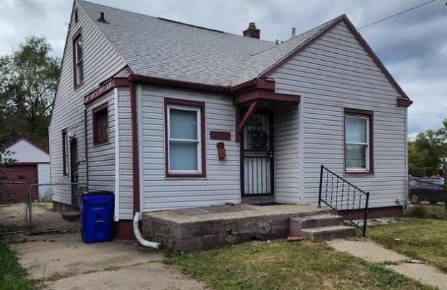 20529 Irvington Street photos photos