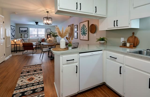 Edgewood Apartments Gallery 3