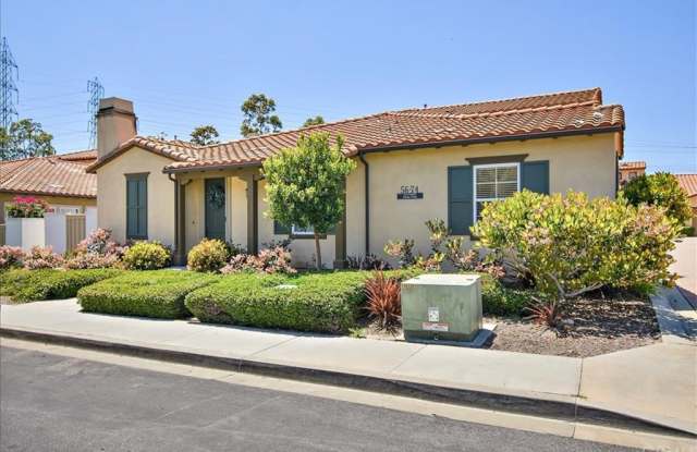 74 Paseo Vista Gallery 2