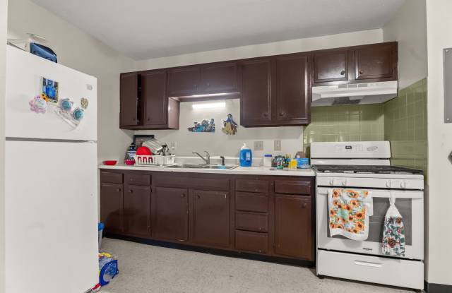 Fairview Apartments- Affordable housing Gallery 2