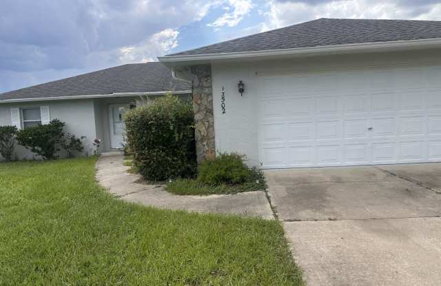 13502 SW 43rd Cir photos photos
