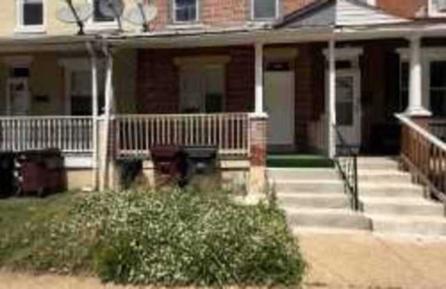 815 E 17th St photos photos