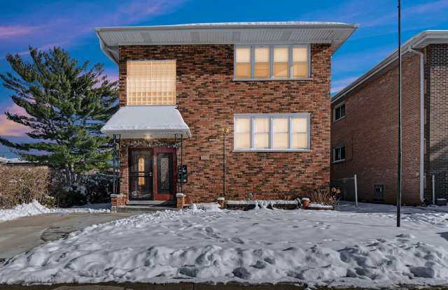 403 Prairie Avenue unit: 2 photos photos