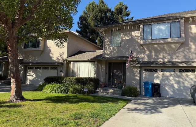 1148 Chantal Way Gallery 2