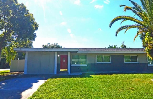 996 OSBORNE DRIVE - 996 Osborne Drive, Sarasota, FL 34234