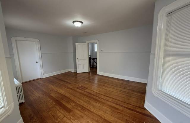 368 Carr Avenue Gallery 4