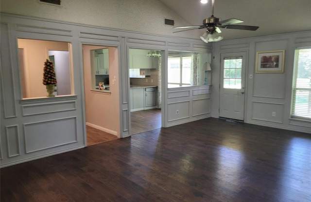 1106 Meadowview Drive Gallery 4