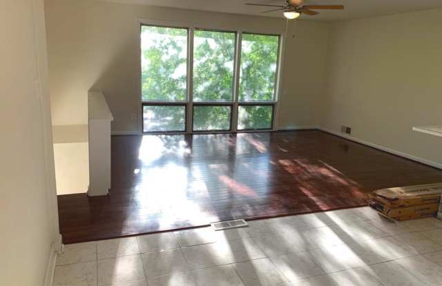5626 DOVER COURT Gallery 3