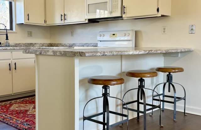 1914 Waldens Edge photos photos