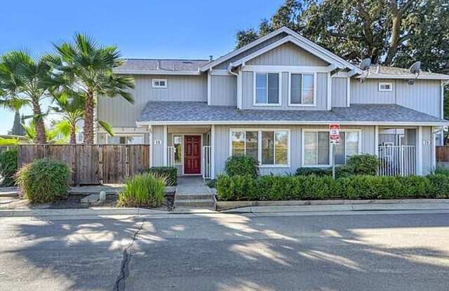 Charming 2-Story Townhome for Rent photos photos