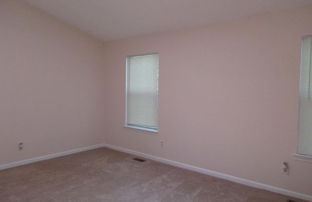 910 CHESWOLD COURT Gallery 3