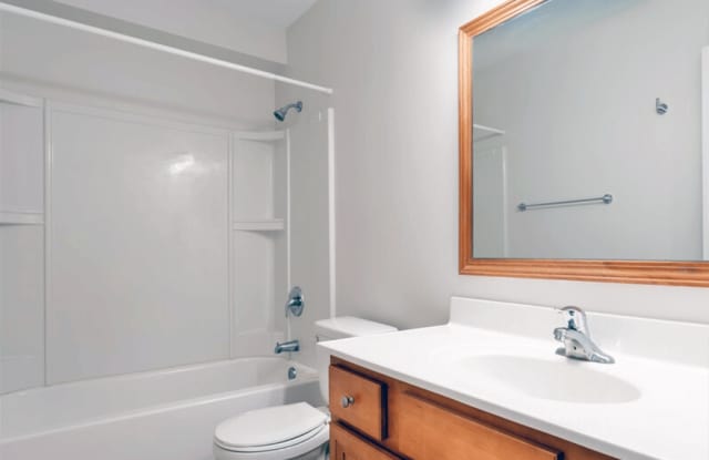 River Pointe Apartments Gallery 3