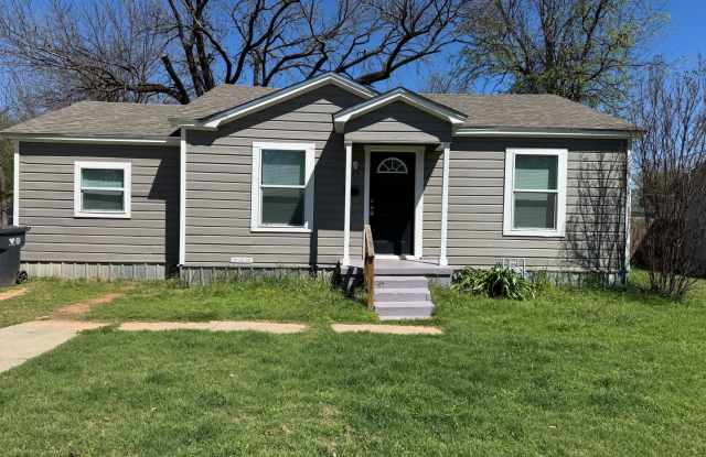 Beautifully Maintained South Waco Home photos photos