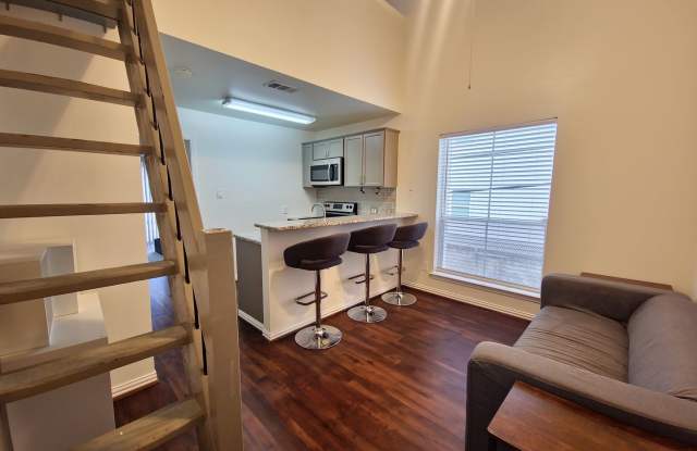 Loft Style Condo Home in West Campus photos photos Loft Style Condo Home in West Campus photos photos