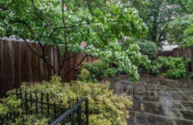 2527 Waterside Dr NW Gallery 3