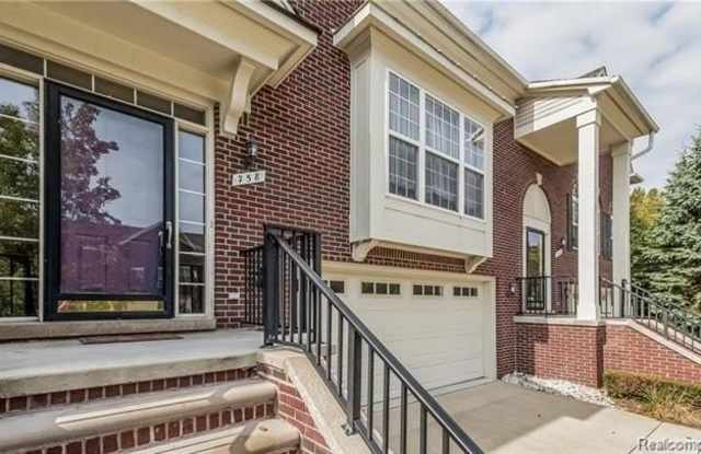 758 Sandalwood Drive Gallery 1