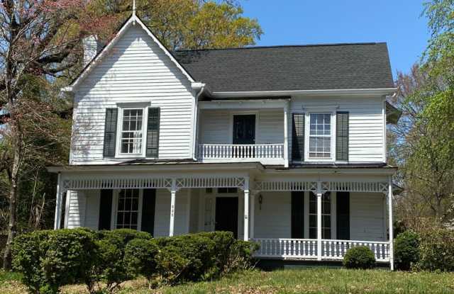 Lawn Care Included!! photos photos