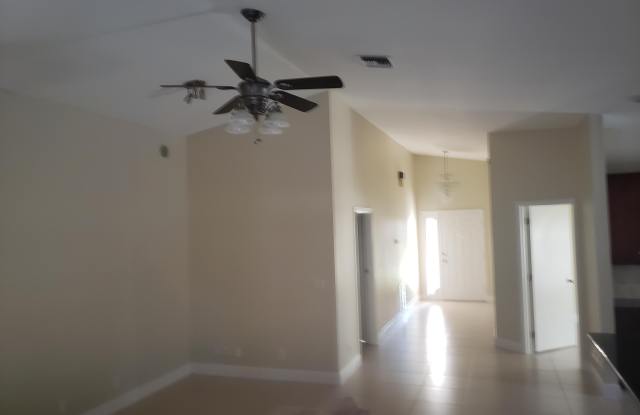1448 Waterway Cove Drive Gallery 4