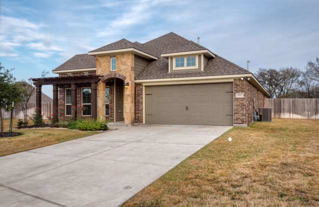 Spacious Single-Family Home Available Now! photos photos Spacious Single-Family Home Available Now! photos photos