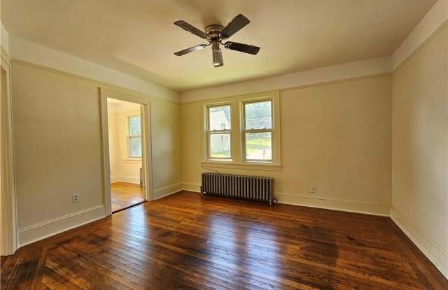 31 Saint Pauls Place unit: 3 photos photos